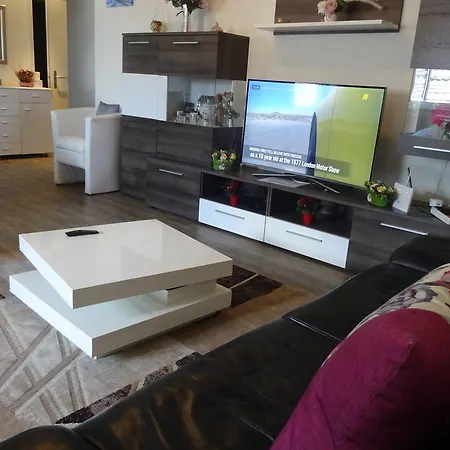 Apartman Nauras *